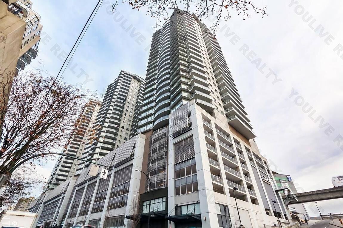 Property Photo:  888 Carnarvon St 32xx  BC V3M 0C6 