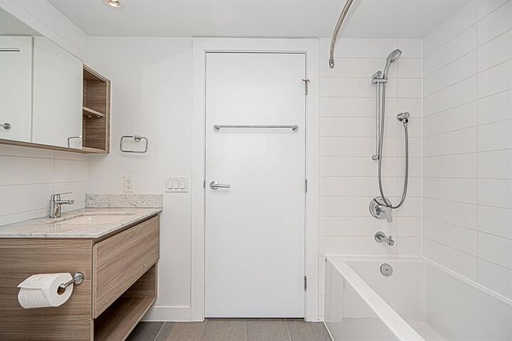 Property Photo:  908 Quayside Drive 1512  BC V3M 0L4 