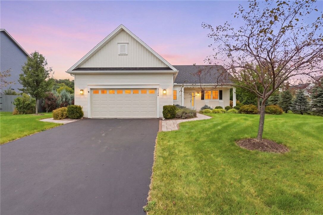 Property Photo:  5198 Whitecliff Drive  NY 14424 