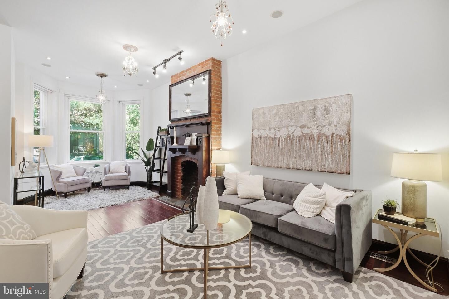 Property Photo: 1128 Park Road NW DC 20010
