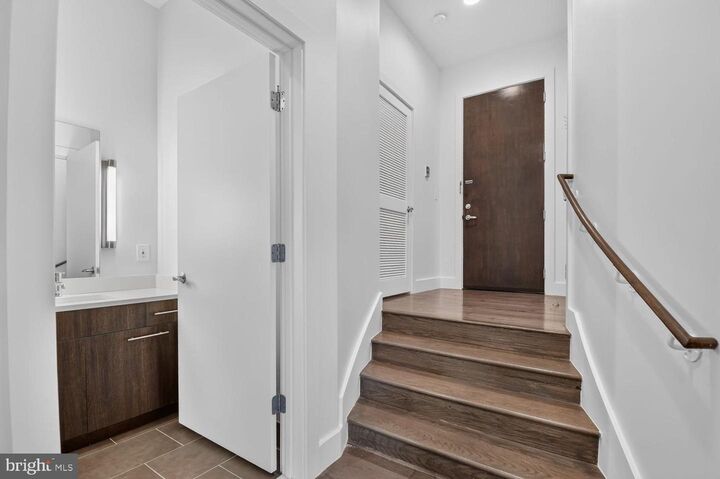 Property Photo:  1767 Lanier Place NW 4  DC 20009 
