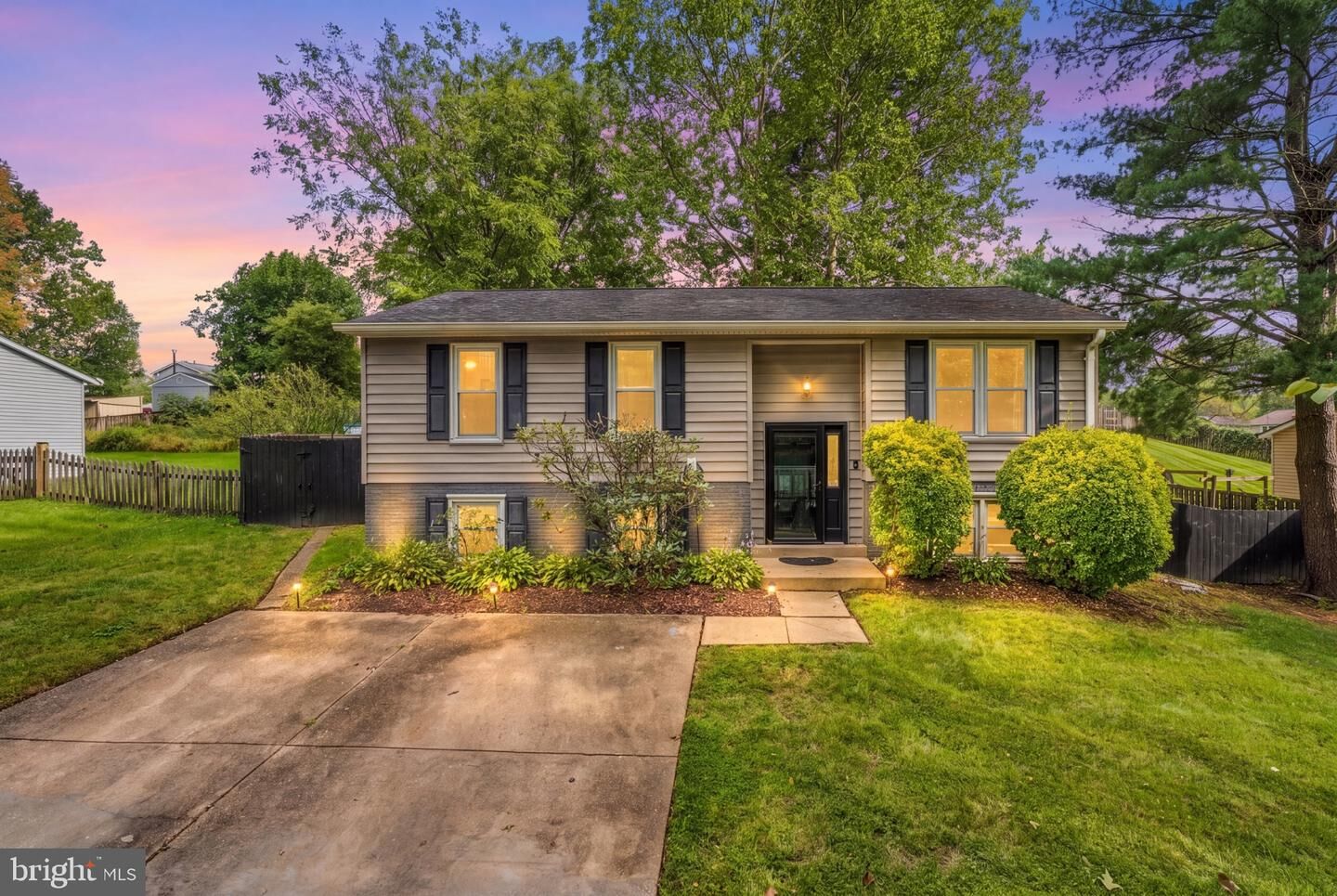 Property Photo:  12405 Kayak Drive  MD 20772 