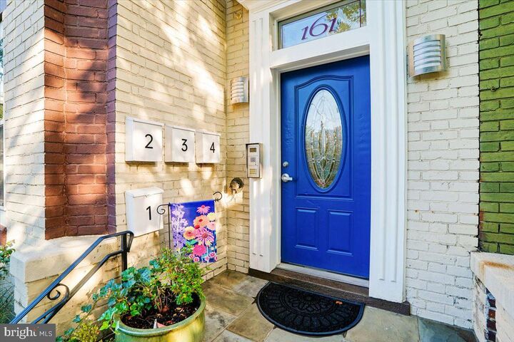 Property Photo:  161 Randolph Place NW 1  DC 20001 
