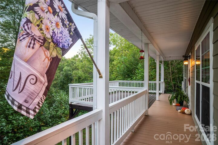 Property Photo:  265 Raven Top Drive  NC 28766 