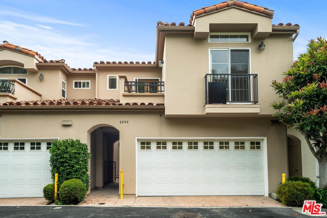 Property Photo:  6444 Lunita Rd  CA 90265 