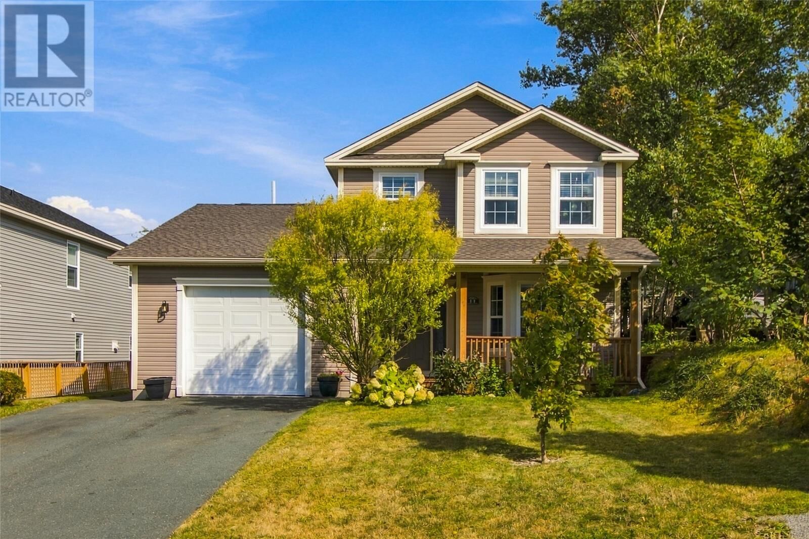 Property Photo:  11 Webster Place  NL A1W 5M7 