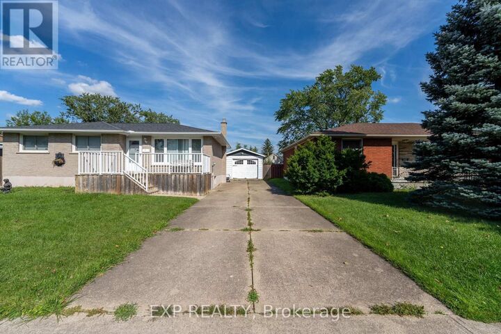 Property Photo:  7040 Warden Avenue  ON L2G 5P5 