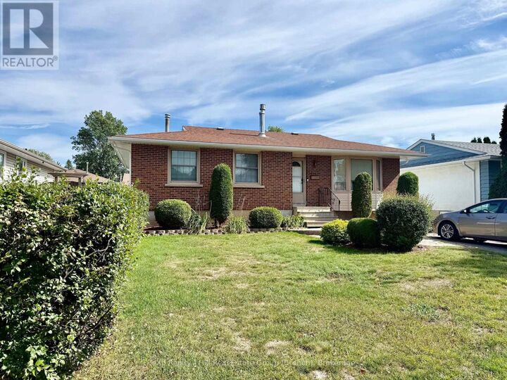 Property Photo: 508 Cambrian Crescent ON P7C 5B9
