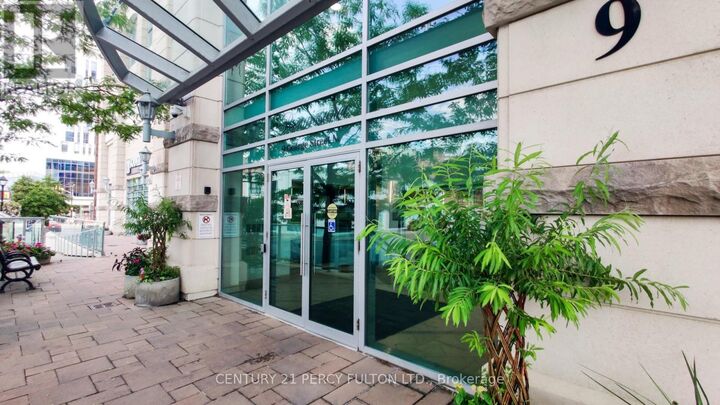 Property Photo:  9 George Street North 1612  ON L6X 0T6 