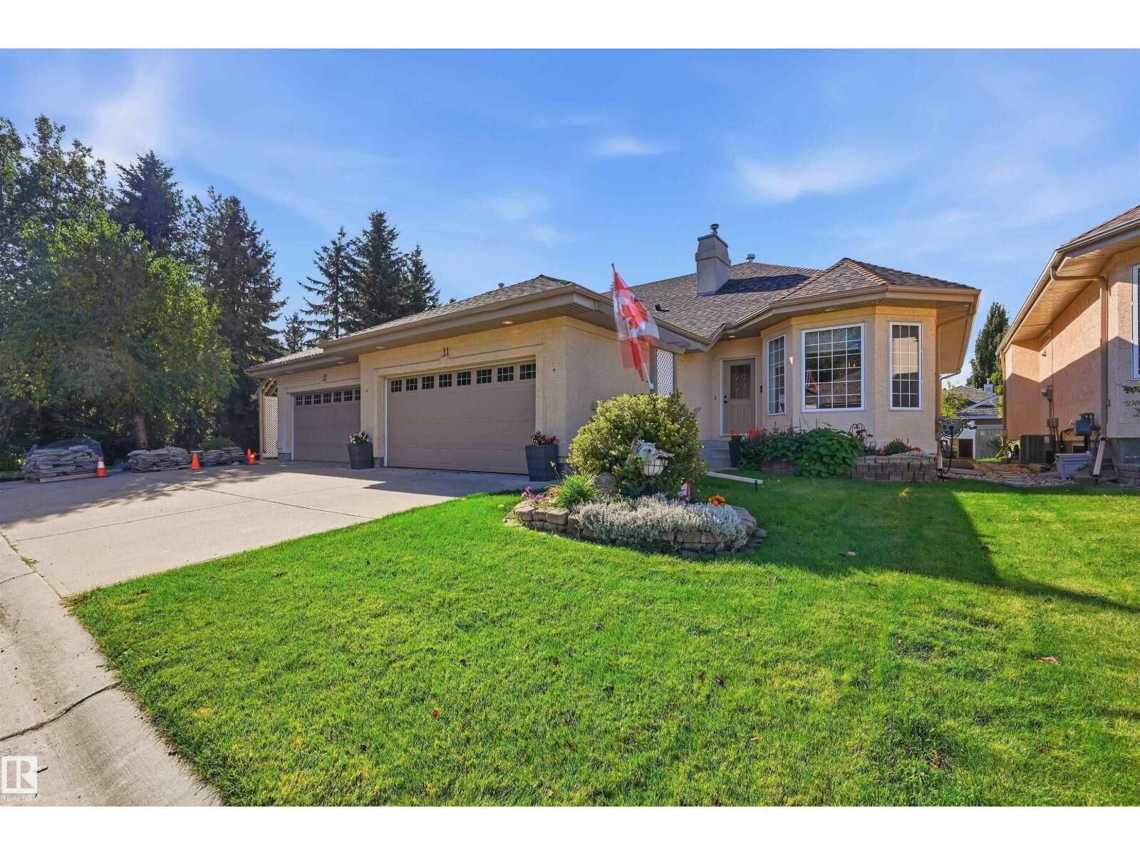Property Photo:  #11 170 Kingswood Bv  AB T8N 6Z6 
