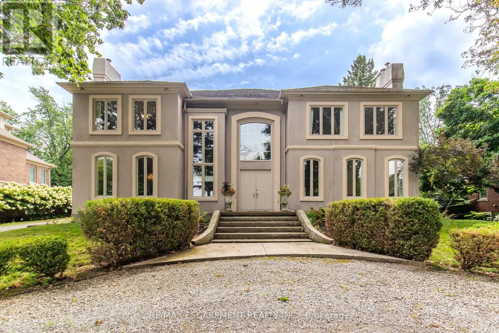 Property Photo:  1019 Scenic Drive  ON L9C 1H8 