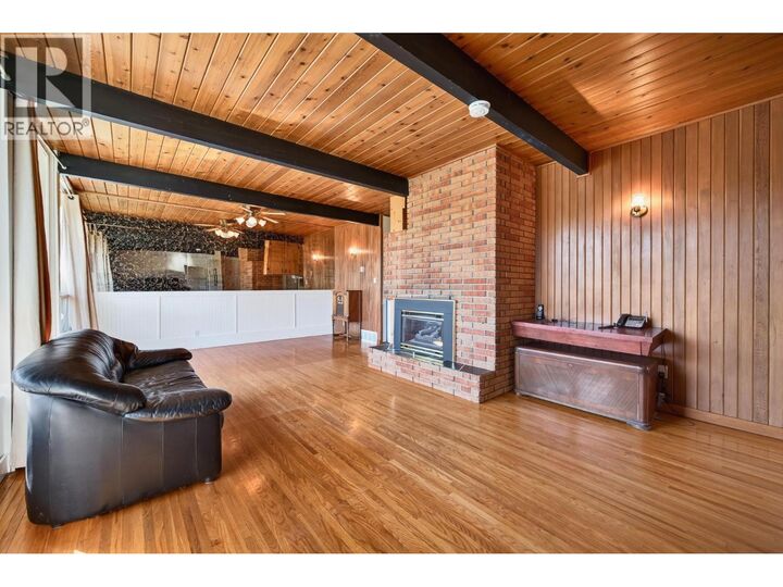 Photo de la propriété: 1020 Southill Street BC V2B 5M3