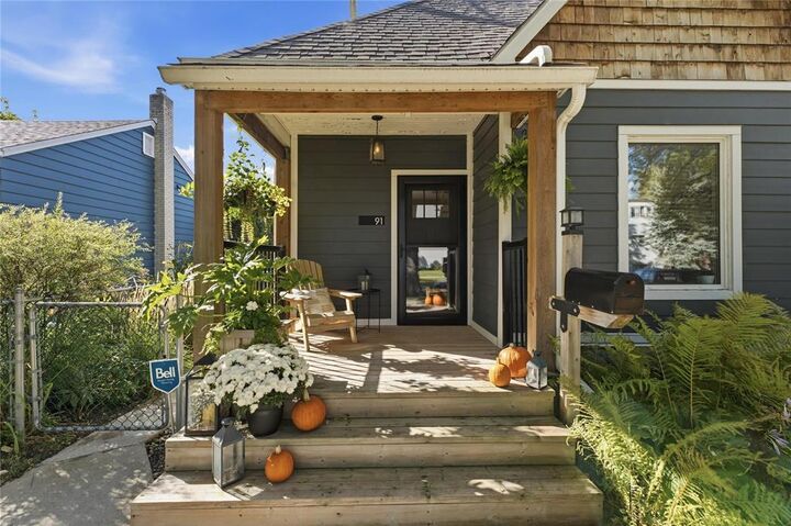 Property Photo: 91 Chandos Avenue MB R2H 1Y1