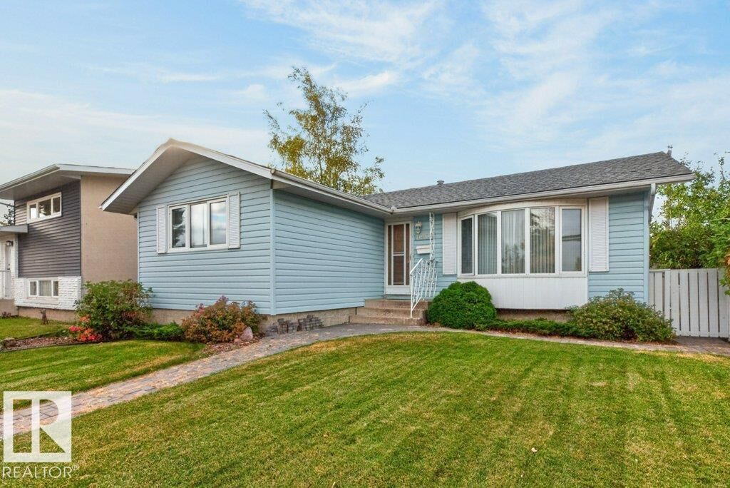 Property Photo:  11407 51 Avenue NW  AB T6H 0L8 