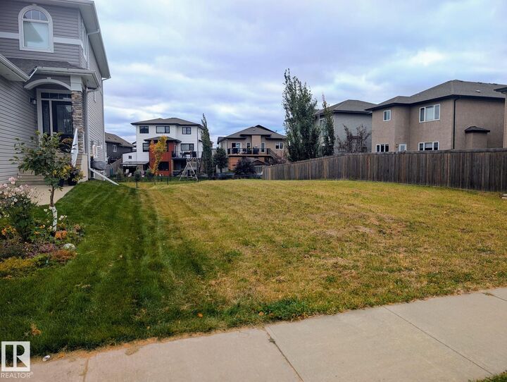 Property Photo:  19 Lakevista Point(E)  AB T4X 0J2 
