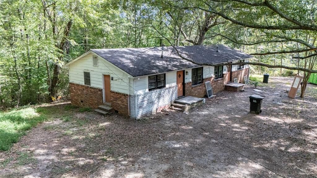 Property Photo: 3819 NE Hamilton Mill Lane GA 30519