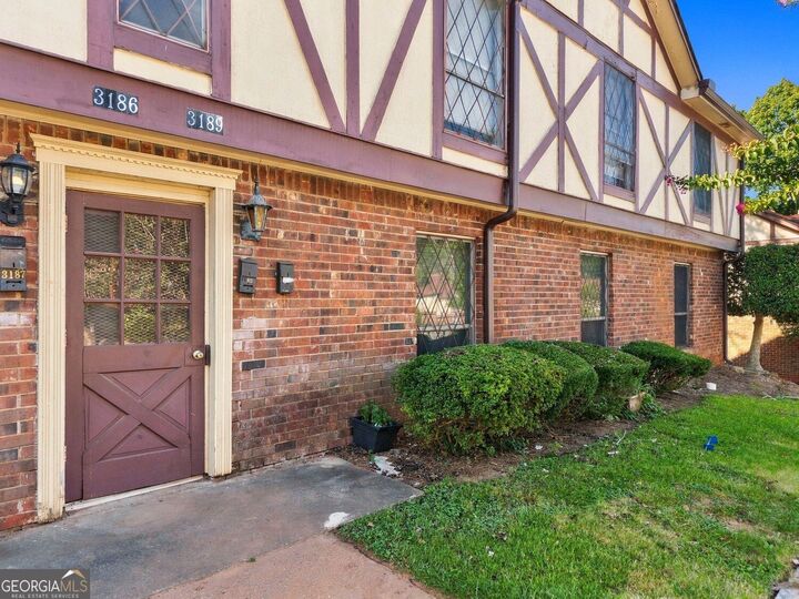 Property Photo:  3188 Abbeywood Drive  GA 30034 