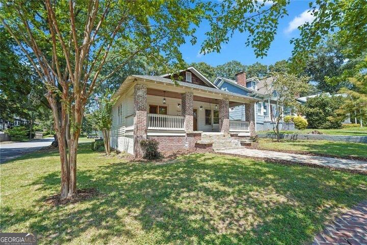 Property Photo:  949 Beecher Street SW  GA 30310 