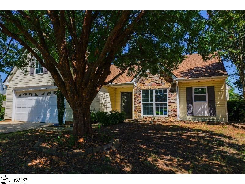 Property Photo:  516 Thurston Court  SC 29388 
