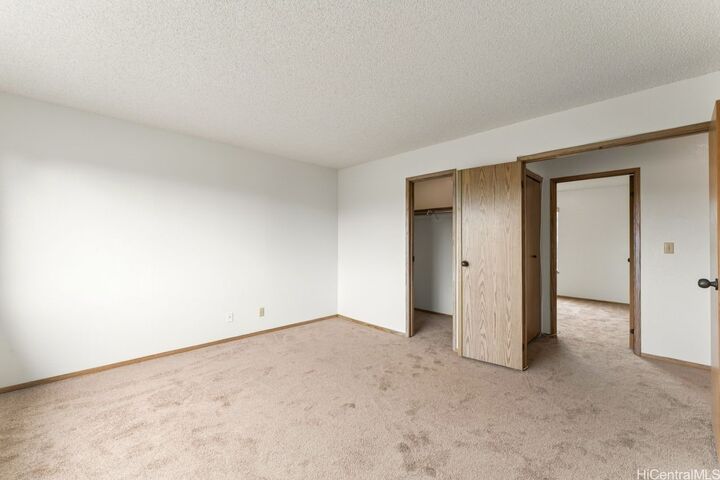 Property Photo: 98-1762 Kaahumanu Street 54B HI 96782