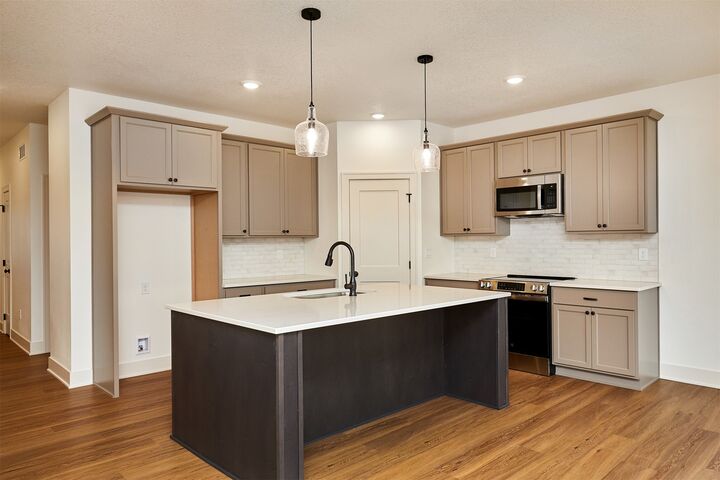 Property Photo: 248 Manor Drive IA 50213