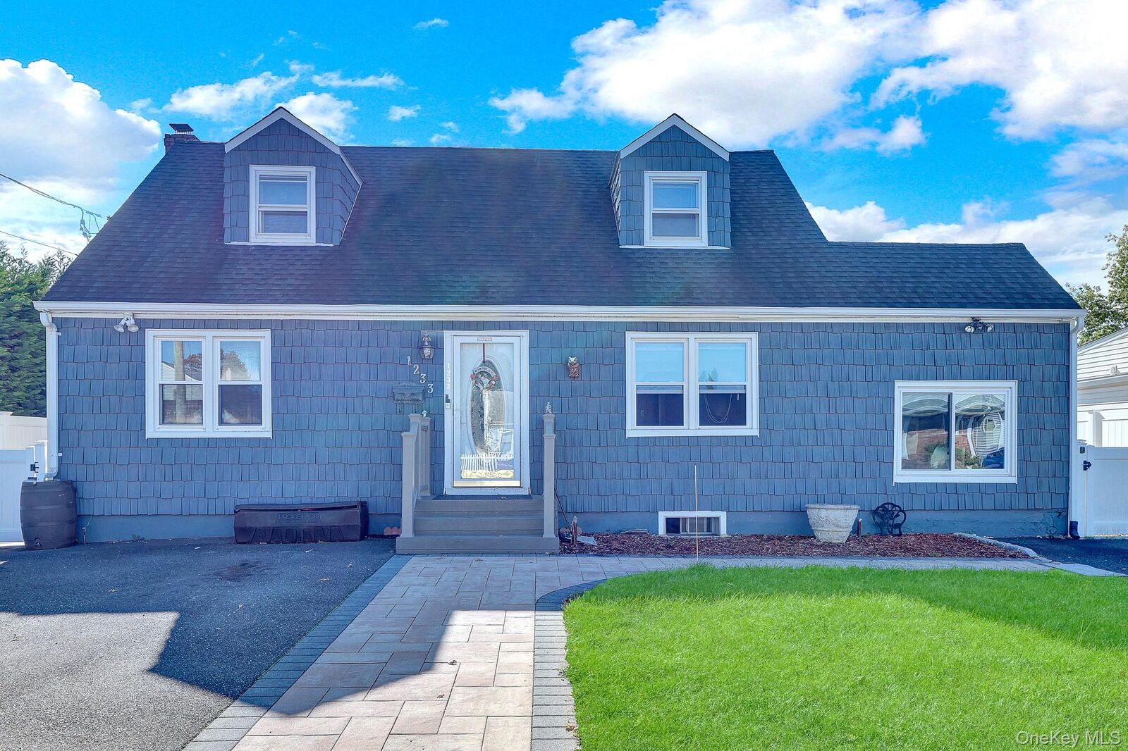 Property Photo:  1233 12th Street  NY 11704 