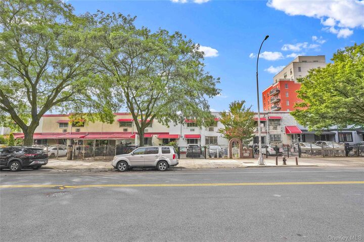 Property Photo:  1339 Intervale Avenue  NY 10459 