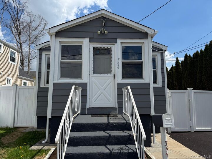 Property Photo: 354 Beachview Street NY 11726