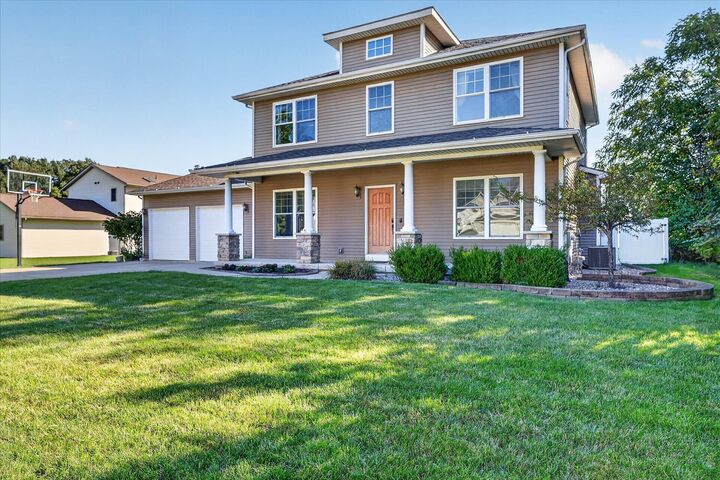 Property Photo:  163 Woodhaven Drive  MI 49015 