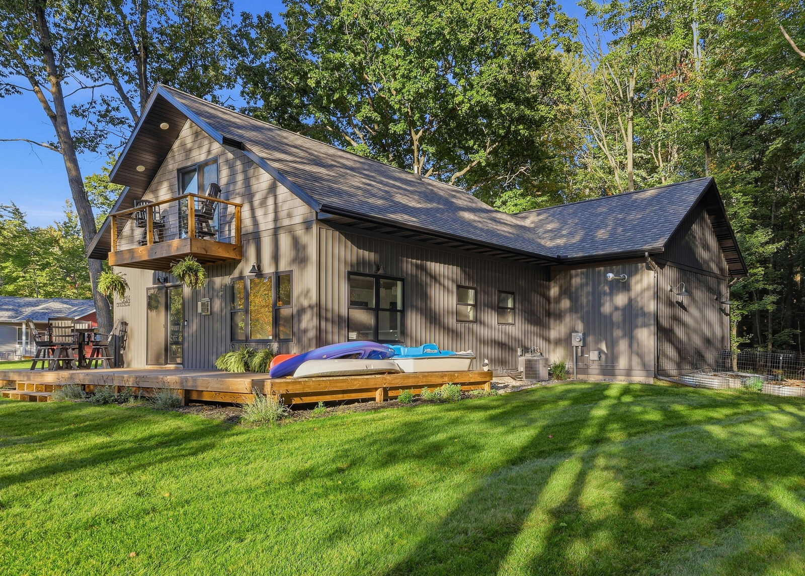 Property Photo: 6854 Clubhouse Drive E MI 49346