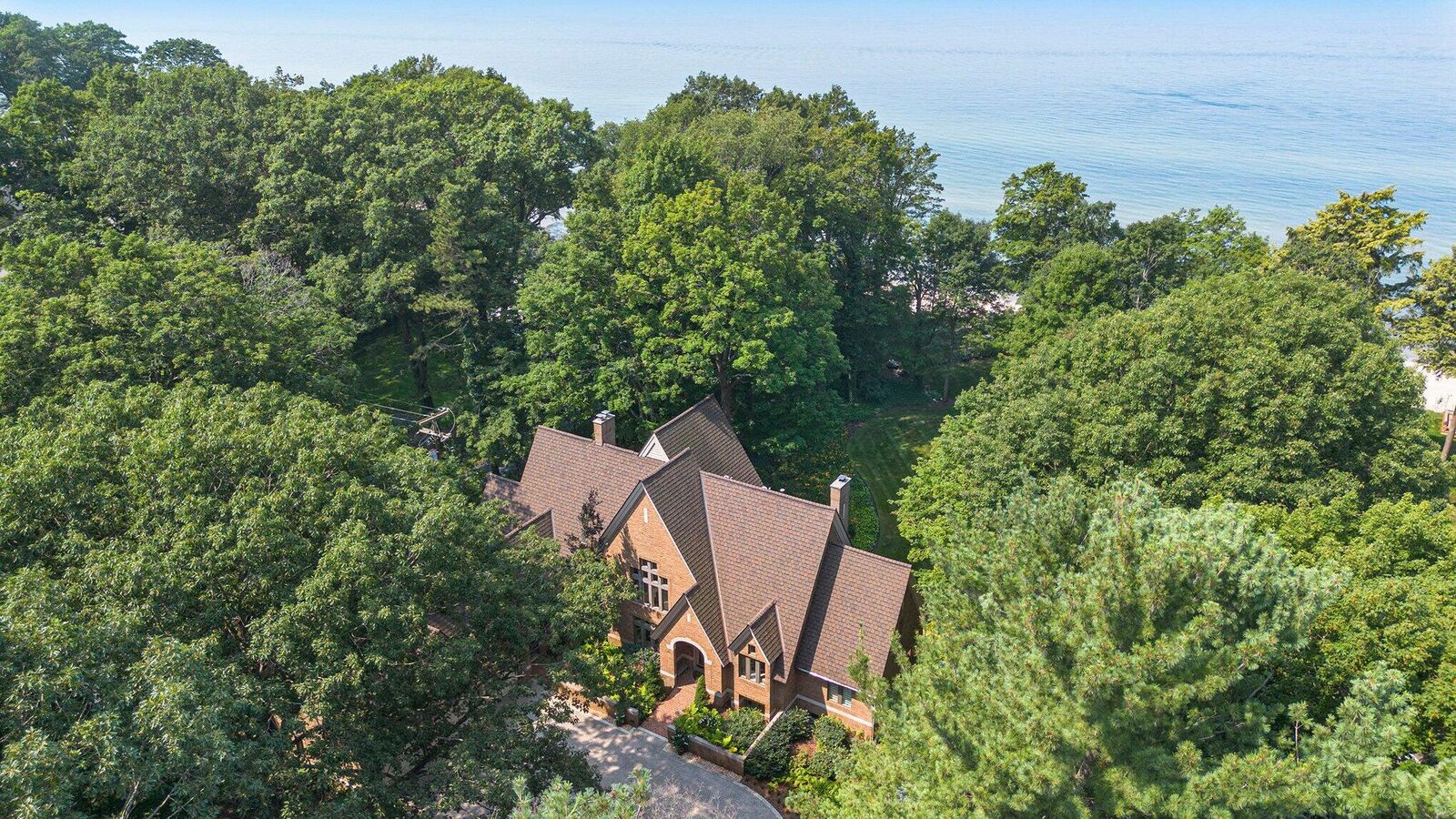 Property Photo: 5285 N Lakeshore Drive MI 49424