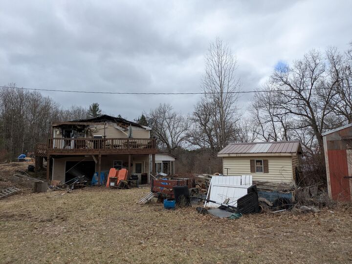 Property Photo:  5024 W Fenwick Road  MI 48838 