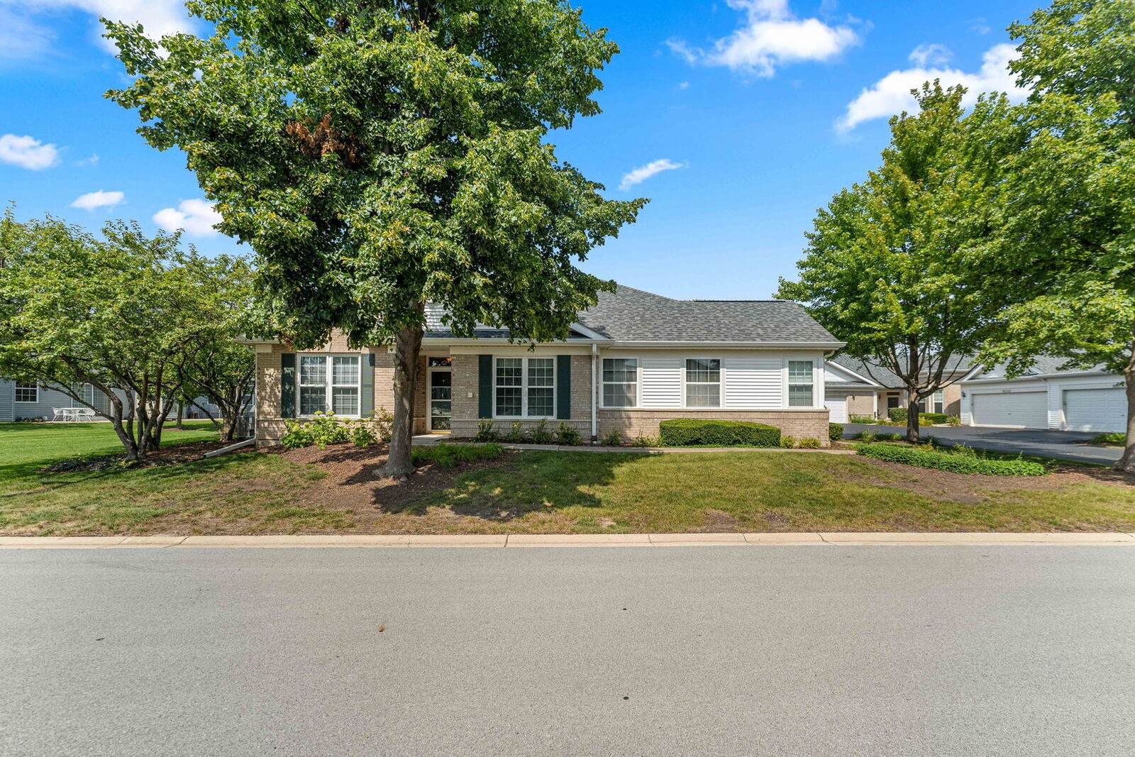 Property Photo:  16310 Crescent Lake Drive 16310  IL 60403 