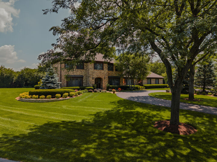 Property Photo:  1406 Afton Circle  IL 60010 