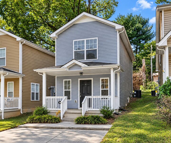 Property Photo:  1061/2 Riverview Dr  TN 37040 