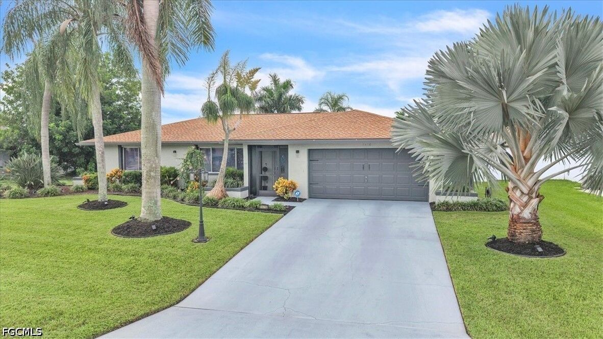 Property Photo:  1416 NE 1st Terrace  FL 33909 