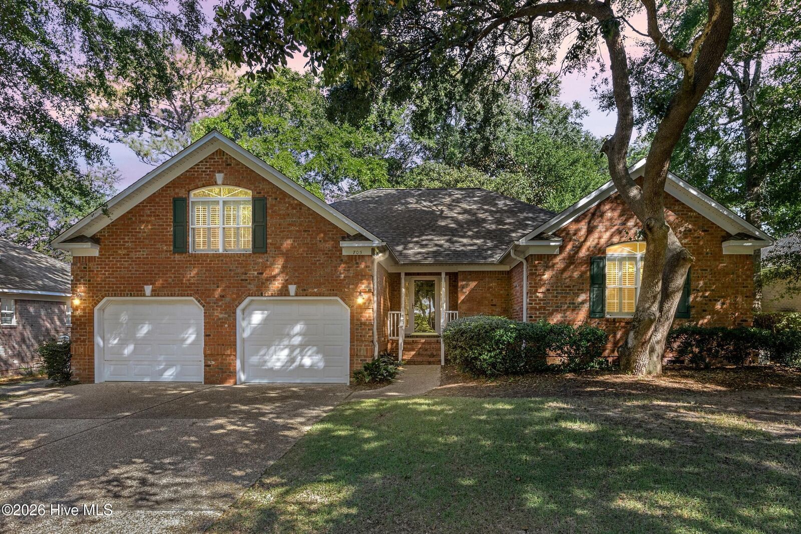 Property Photo: 705 Sea Castle Court NC 28412