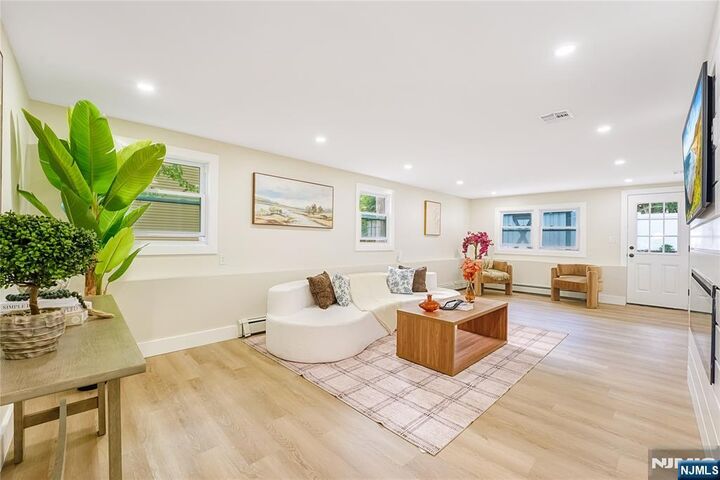 Property Photo:  26 Pavonia Avenue  NJ 07630 