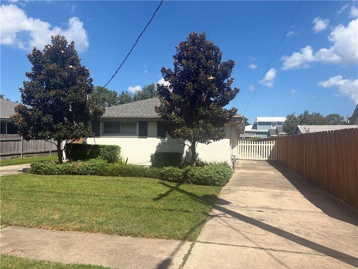 Property Photo:  1511 Nero Street  LA 70005 