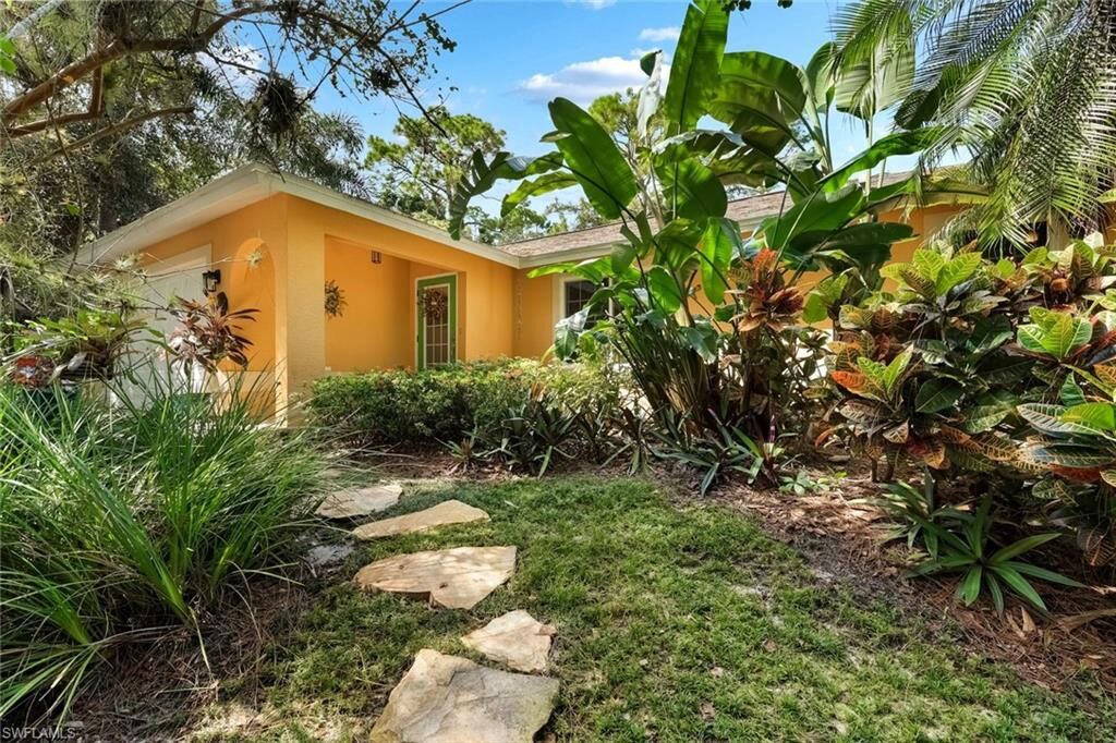 Property Photo:  6037 Westport Ln  FL 34116 
