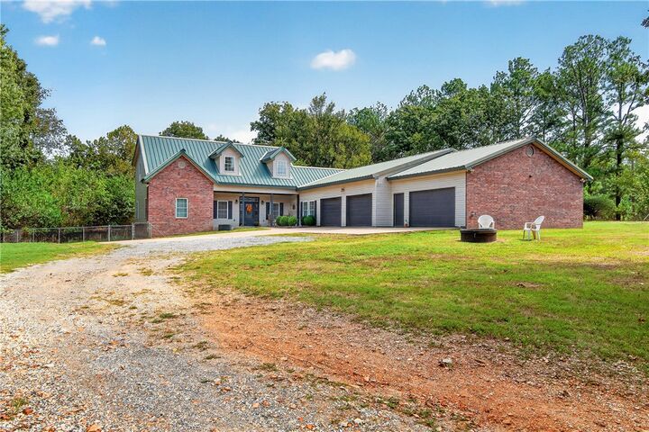 Property Photo: 17722 Old Highway 68 AR 72761