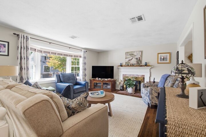 Property Photo:  136 Maplewood Rd  MA 01904 