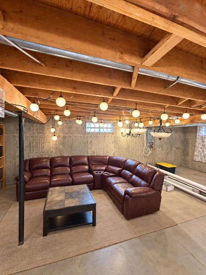 Property Photo: 180 Hawkhill Way NW AB T3G 3H1