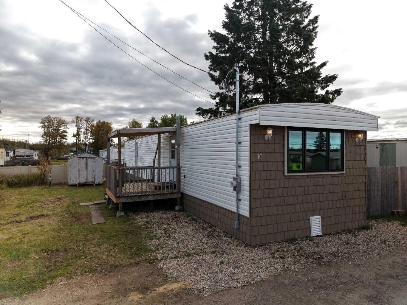 Property Photo:  10 Kaybob Trailer Crt  AB T0H 1P0 