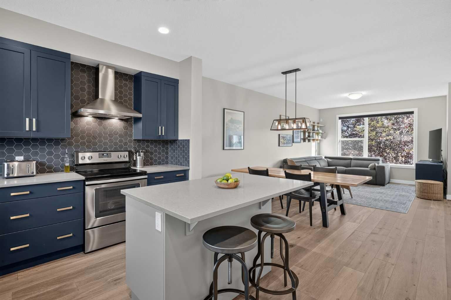 Property Photo:  1270 Walden Drive SE  AB T2X 2H5 