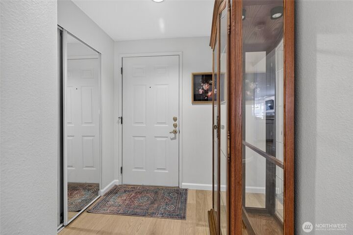 Property Photo:  2125  California Avenue SW 302  WA 98116 