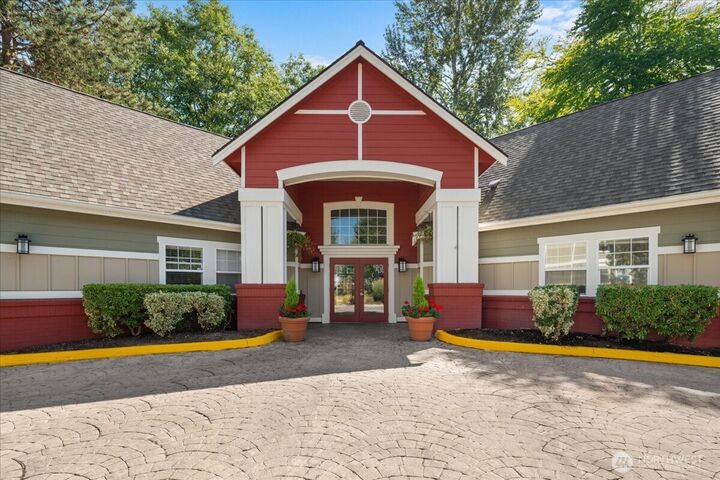Property Photo:  7711 NE 175th Street A305  WA 98028 