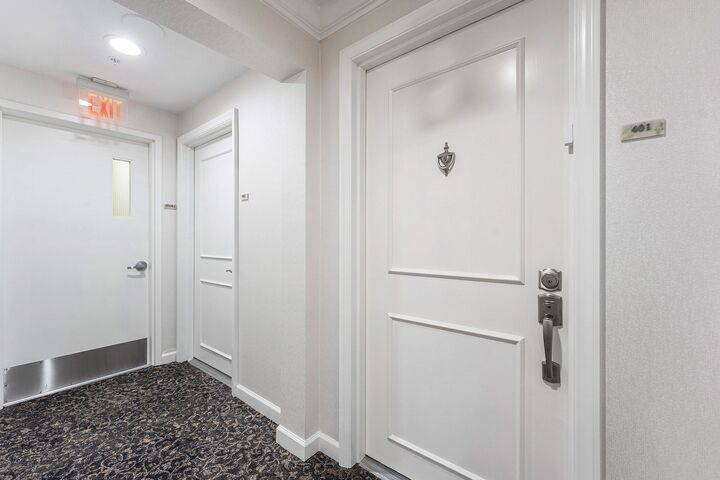 Property Photo: 411 N New River Drive E 401 FL 33301