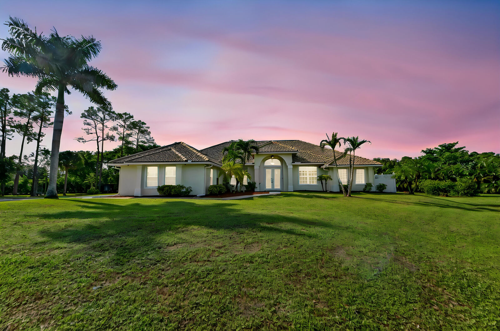 Property Photo: 12521 83rd Lane N FL 33412