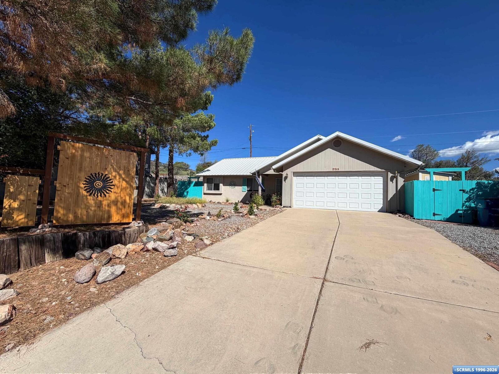 Property Photo: 844 Hester Street NM 88061